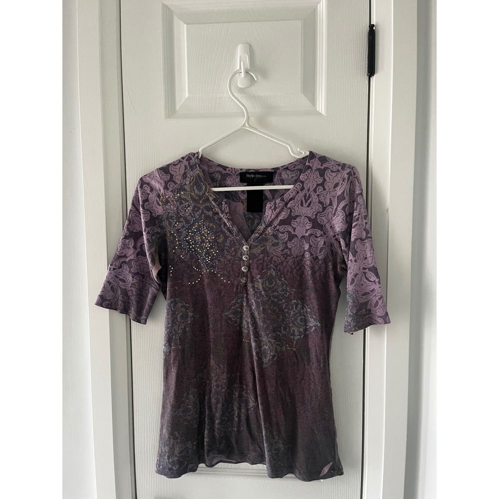 Style & Co Petite Purple Damask Rhinestone Henley Ribbed Top Womens Small Y2K